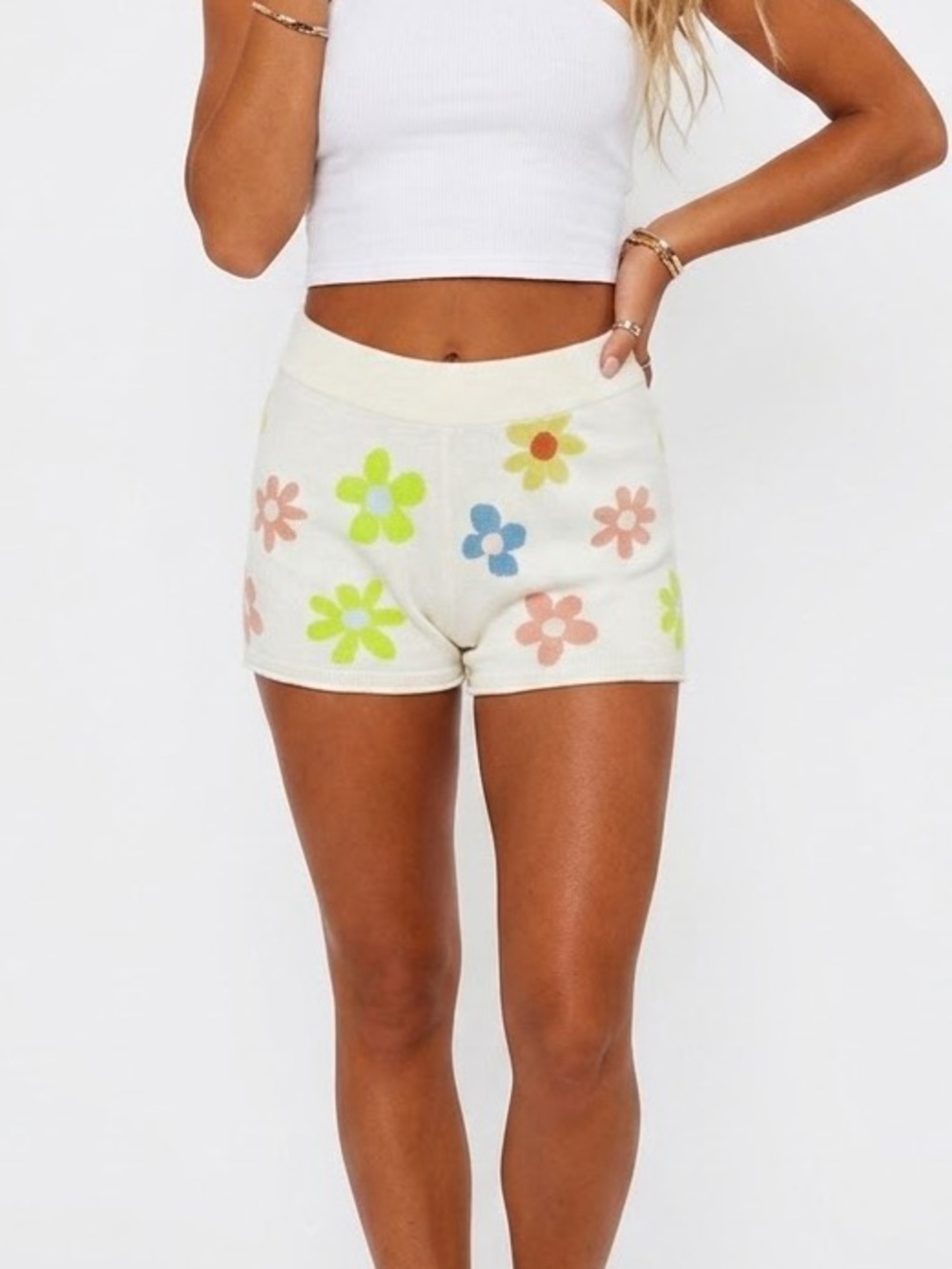 SOMETHING NAVY | FLORAL KNIT CASHMERE BLEND SHORTS